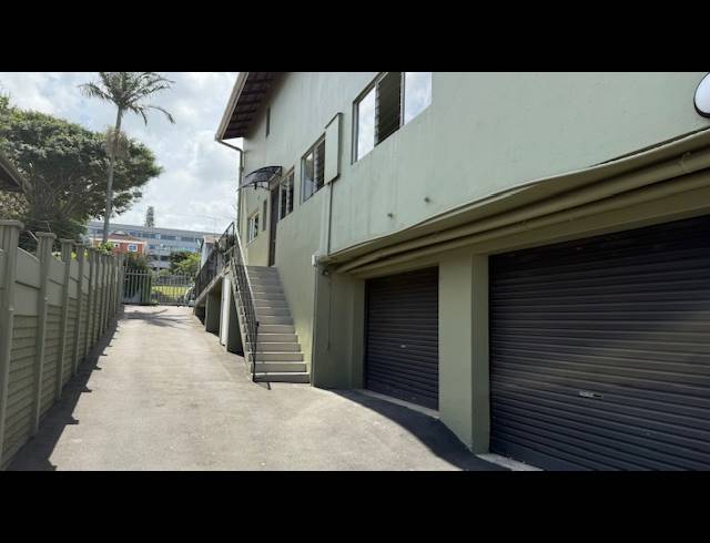 2 BEDROOM DUPLEX FOR SALE IN ESSENWOOD